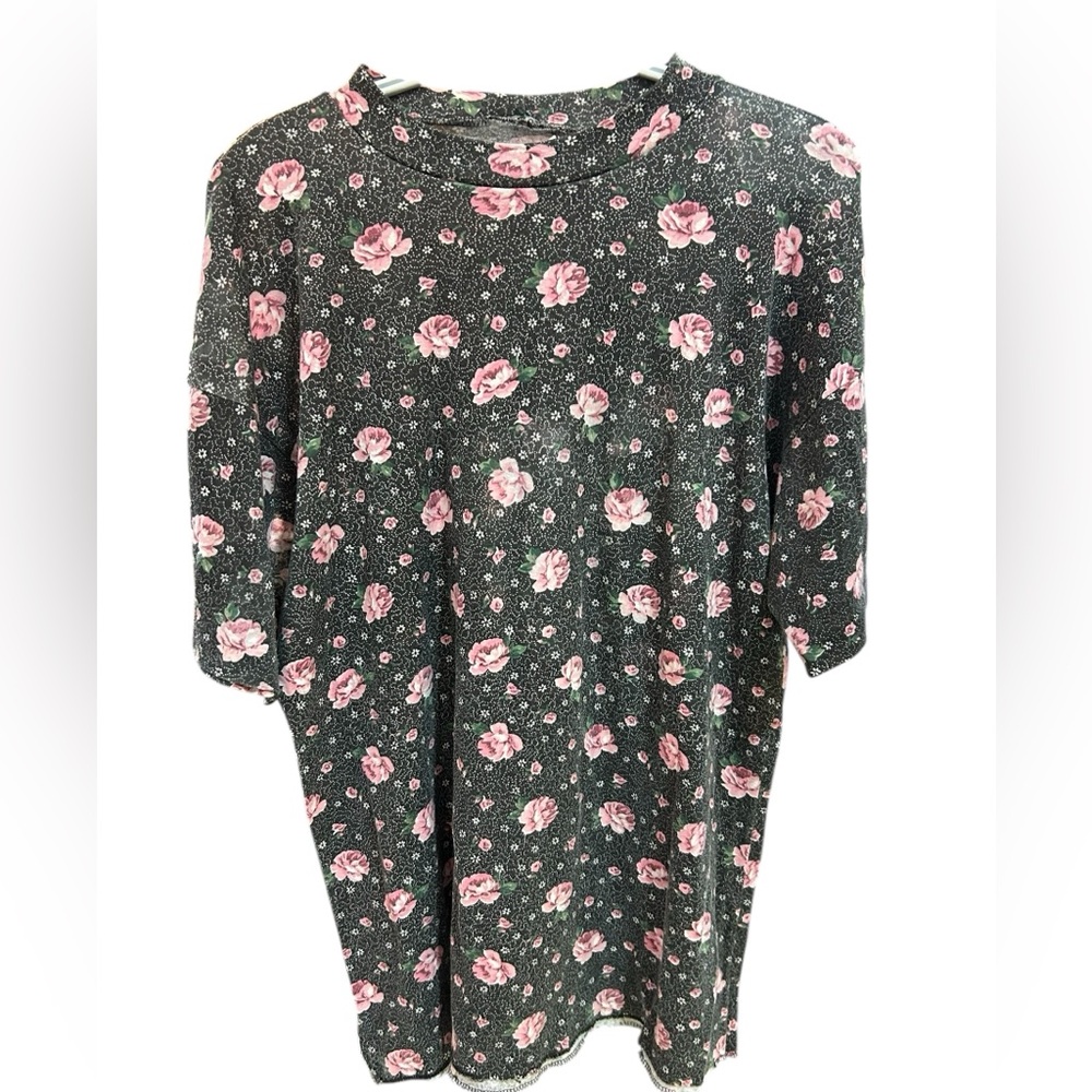 Vintage pink Floral Rose Buds|Short Sleeve Top|Ladies XL